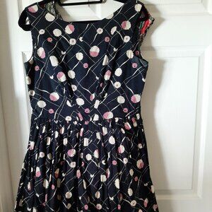 Emily and Fin Abigail dress, size large